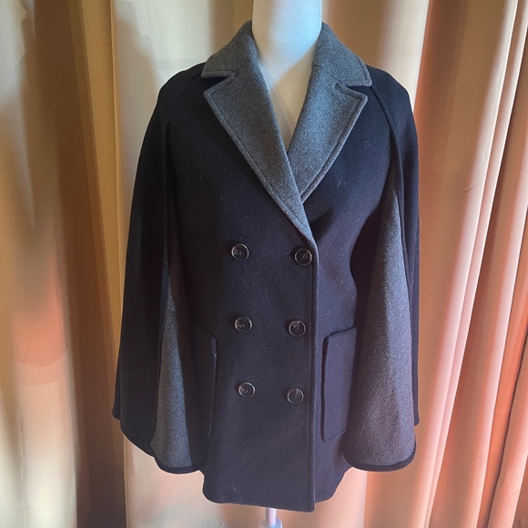 NEW! BCBGeneration Two Toned, Double Breasted Cape Coat, Jacket Size XS - Picture 1 of 11